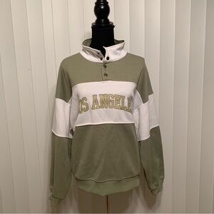 Forever 21 Women's Green and White Sweatshirt